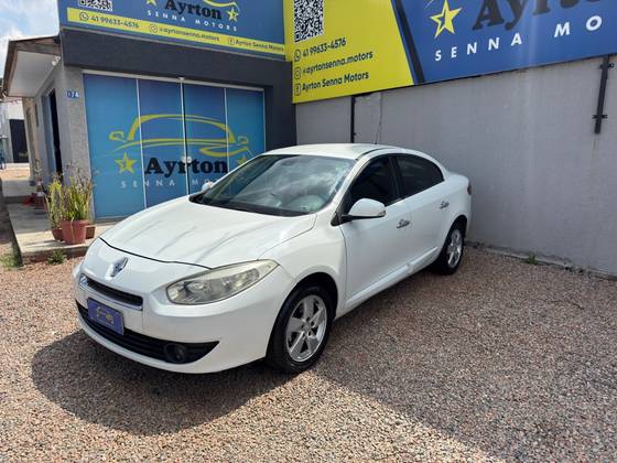 RENAULT FLUENCE 2.0 DYNAMIQUE 16V FLEX 4P AUTOMÁTICO